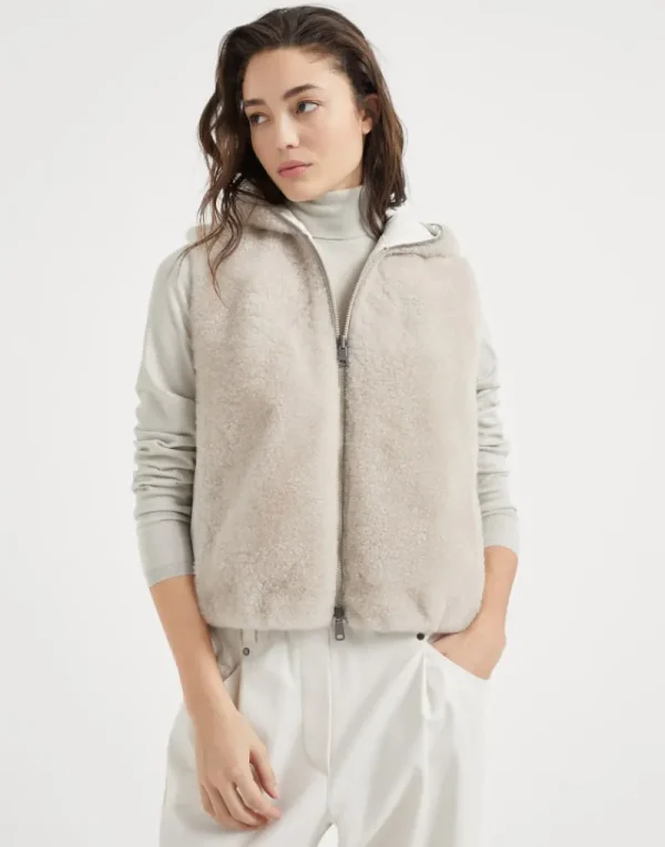 Capospalla-Brunello Cucinelli Gilet reversibile in shearling di cashmere con cappuccio e Precious Trim Avena (C4147)