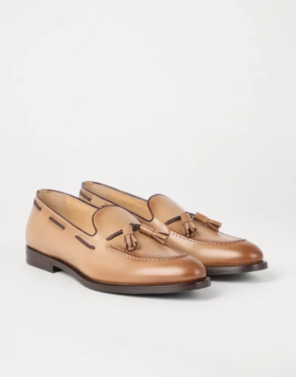 Mocassini-Brunello Cucinelli Penny Loafer in vitello lucido con nappi Beige (C1965)